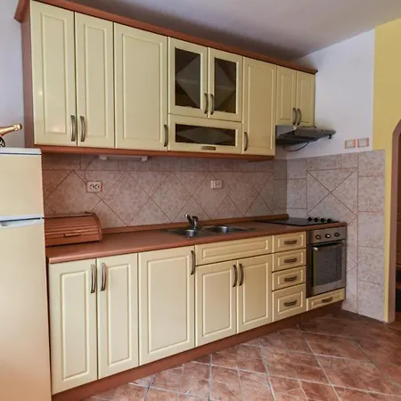 Lux Apartman Cvetkovic Kraljevo Exterior photo
