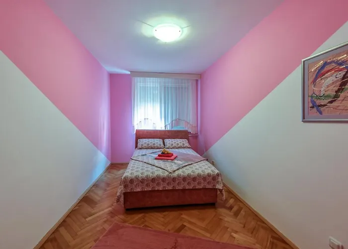 Lux Apartman Cvetkovic